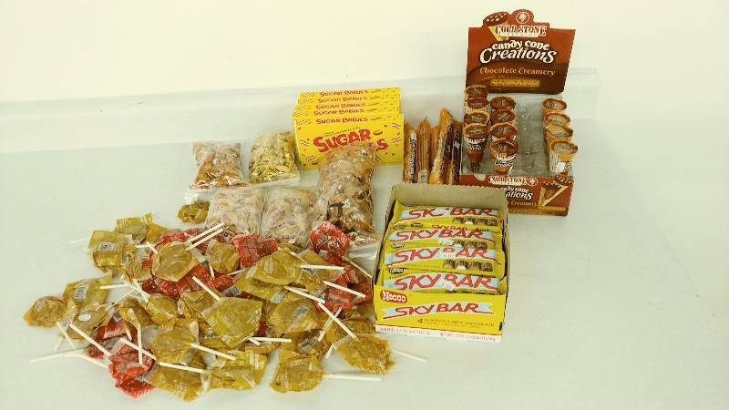 lot 95 image: Lot of Caramel and Coffee Candy