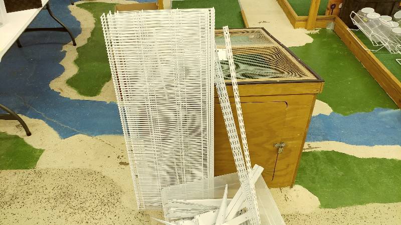 lot 103 image: Metal Wall mounted Shelving unit