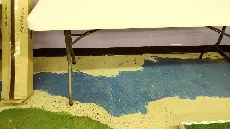 lot 117 image: 6ft Lifetime Folding Table