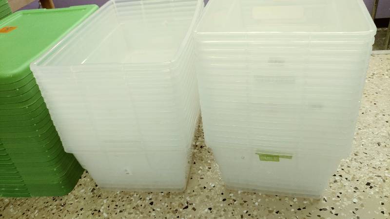 lot 120 image: Plastic Containers and Lids