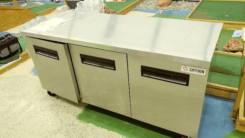 lot 125 image: 3 Door Stainless Steel FridgePrep Table