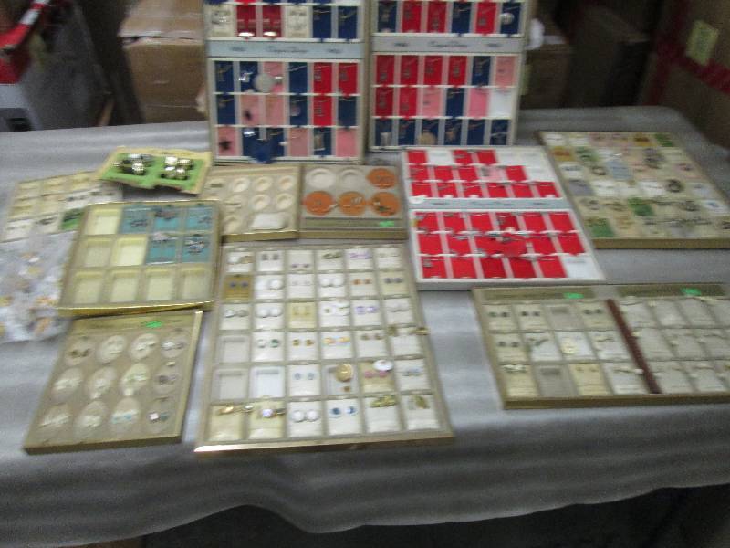lot 100 image: Multiple Display Boards of Earrings...