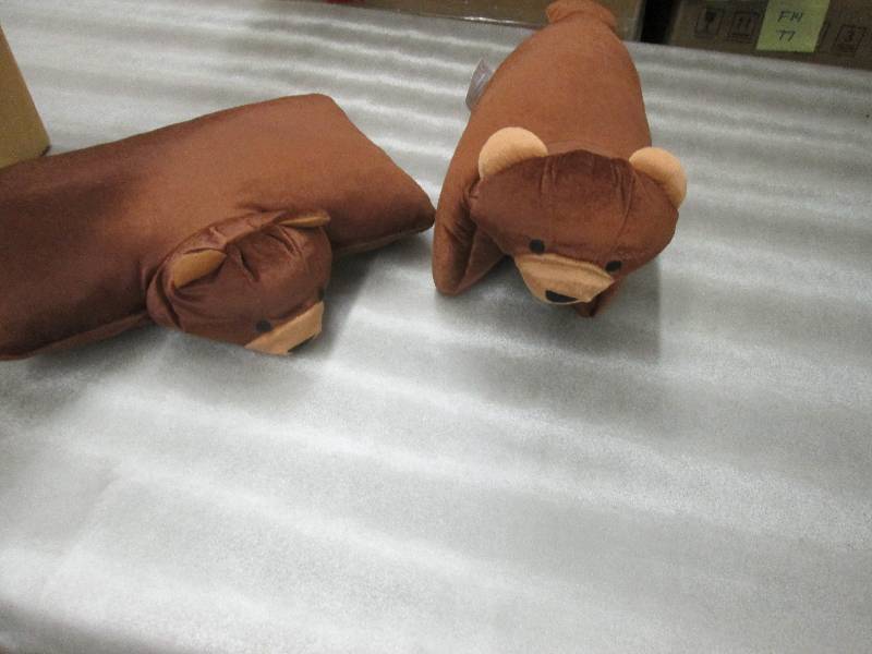 lot 131 image: Lot of 14 Bear Pillows ...