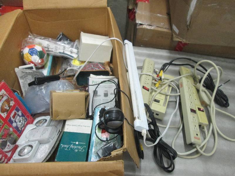 lot 181 image: Power Strips & Misc...