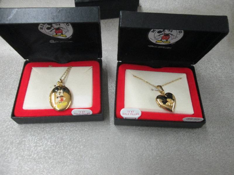 lot 189 image: 2 Mickey Mouse Lockets Gold Filled ...