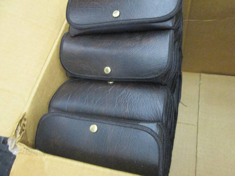 lot 222 image: 25 Padded Brown & Black Padded Gla...