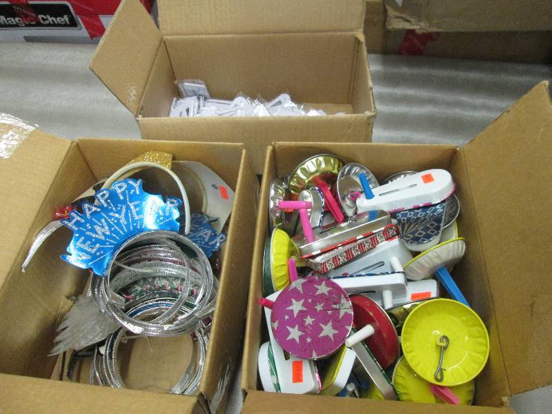 lot 245 image: New Years Party Supplies, Mailer Op...