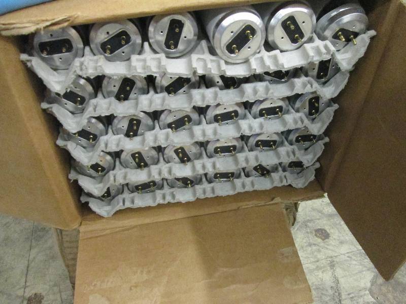 lot 254 image: Case of 30  47 inch Fluorescent Bu...