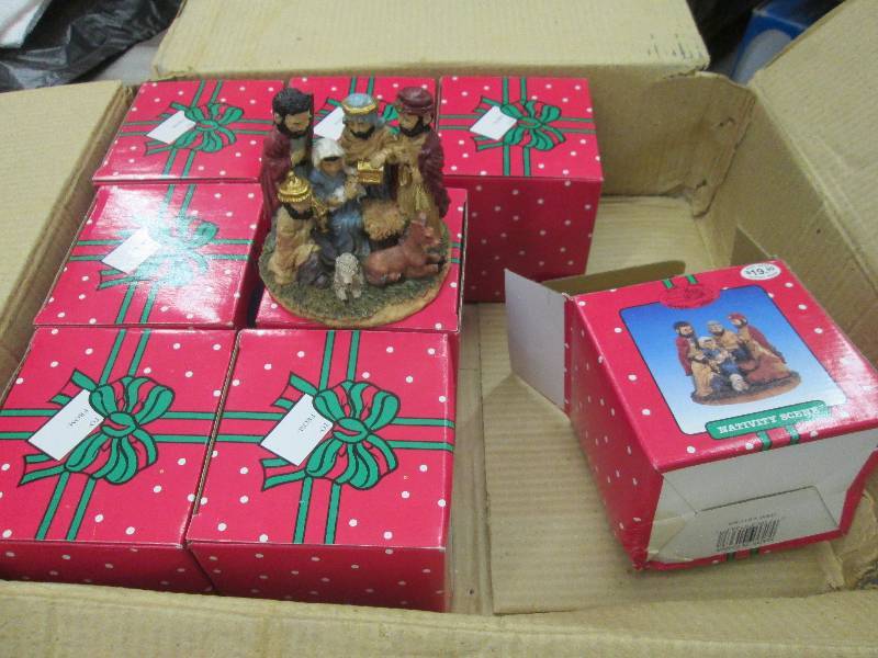 lot 258 image: Lot of 8 Nativity Scenesin Gift Box...
