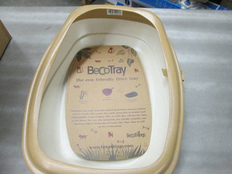 lot 303 image: Lot of 5 Becotray EcoFriendly Litte...