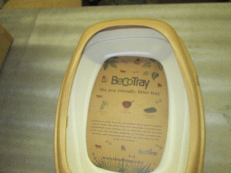 lot 22 image: Lot of 5 Becotray EcoFriendly Litte...