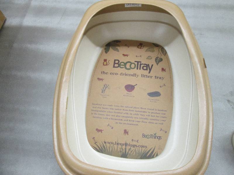 lot 23 image: Lot of 5 Becotray EcoFriendly Litte...