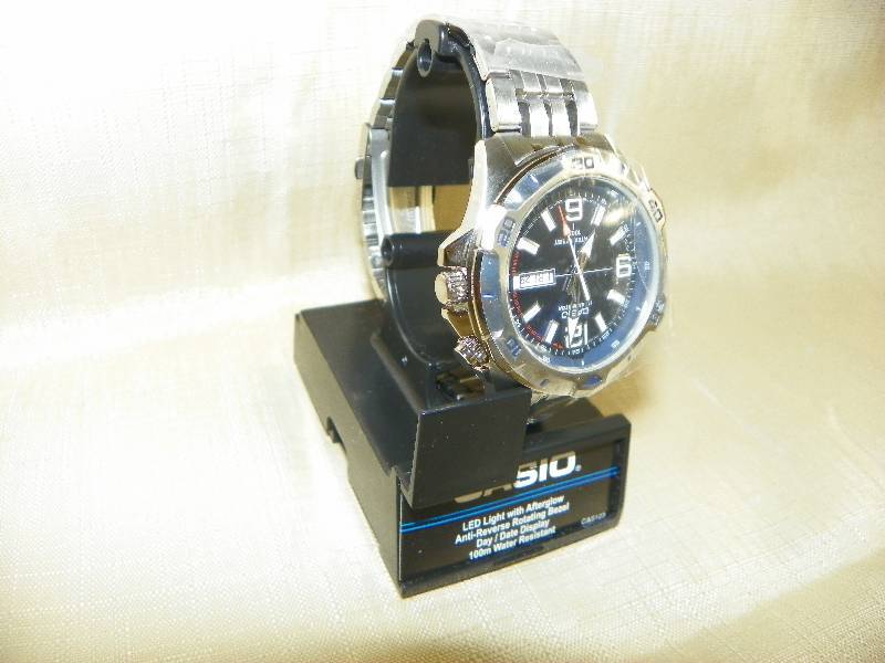 CASIO Stainless Steel Divers watch, MSRP $129.99