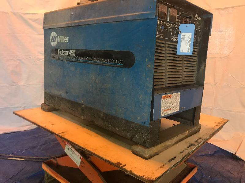 lot 67 image: Miller Pulstar 450