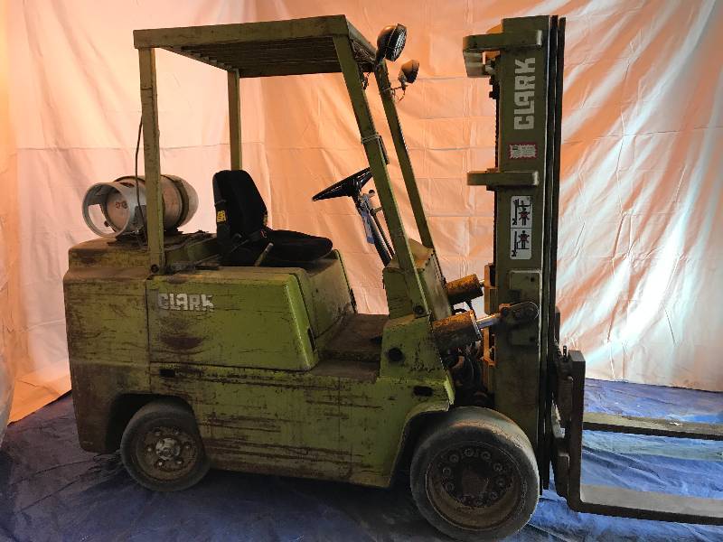 lot 54 image: Clark Forklift