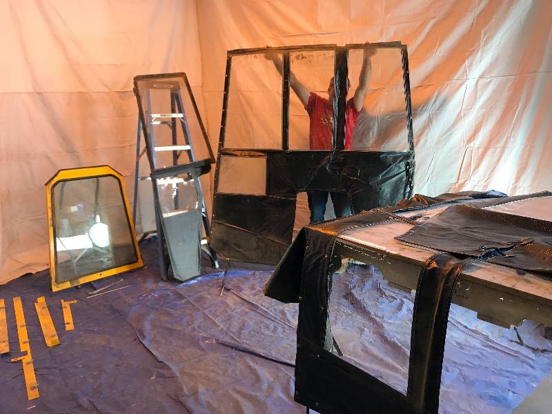 lot 76 image: Soft Sided Cab Enclosure