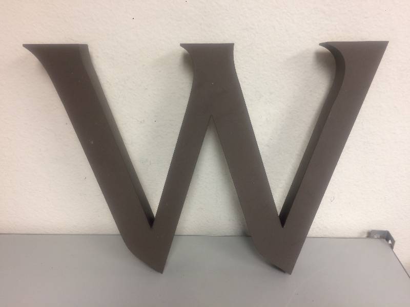 lot 18 image: Lighted Graphite Letter WM