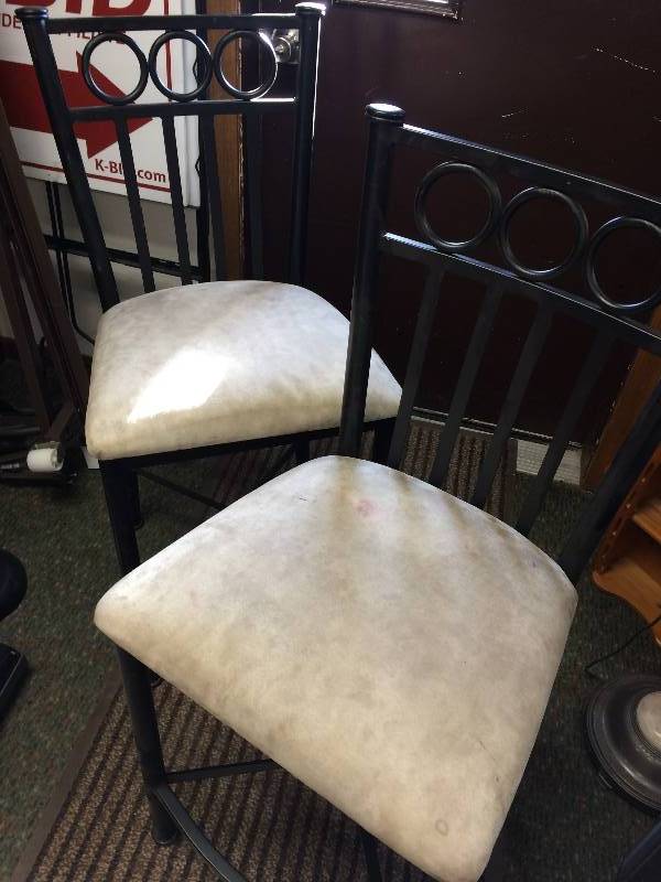 lot 64 image: Metal Stools