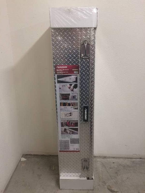 lot 1 image: Husky Truck Box
