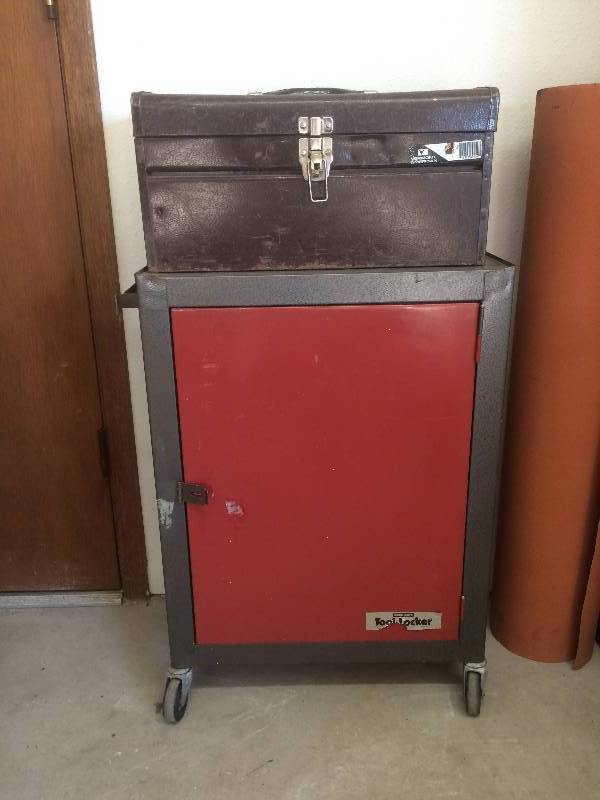 lot 38 image: Tool Box & Tools