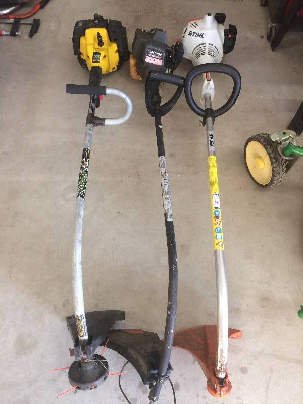 lot 45 image: Weed Trimmers
