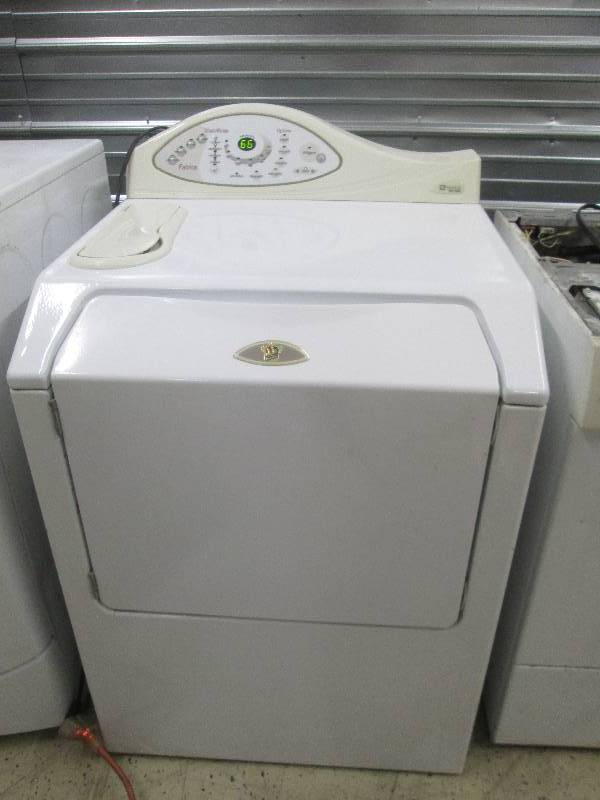 lot 7 image: MayTag Neptune Washer- powers on...