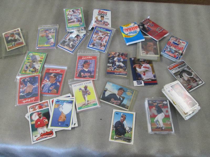 lot 24 image: Assorted Sports Cards...