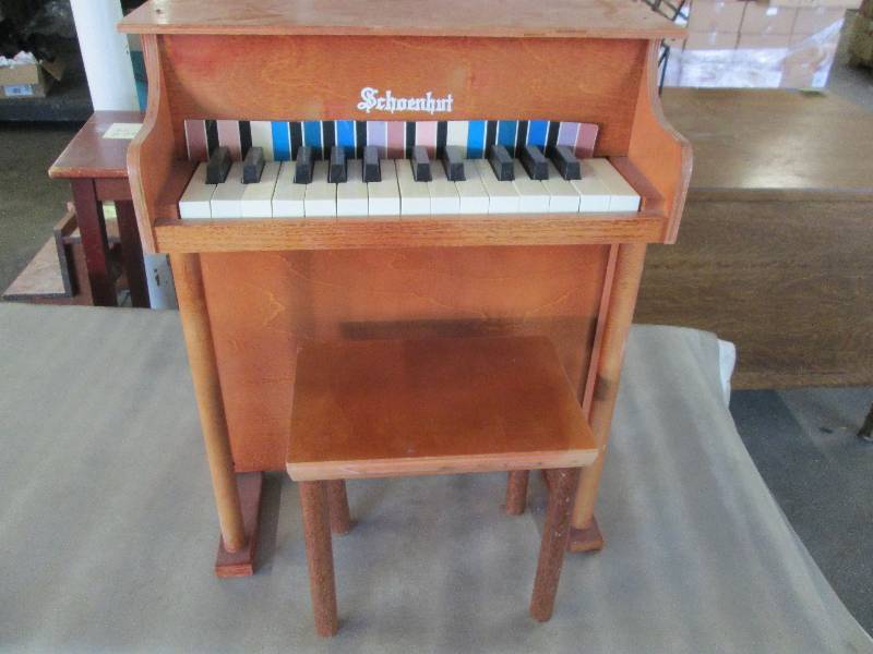 lot 95 image: Schoenhut Play Piano with Bench...