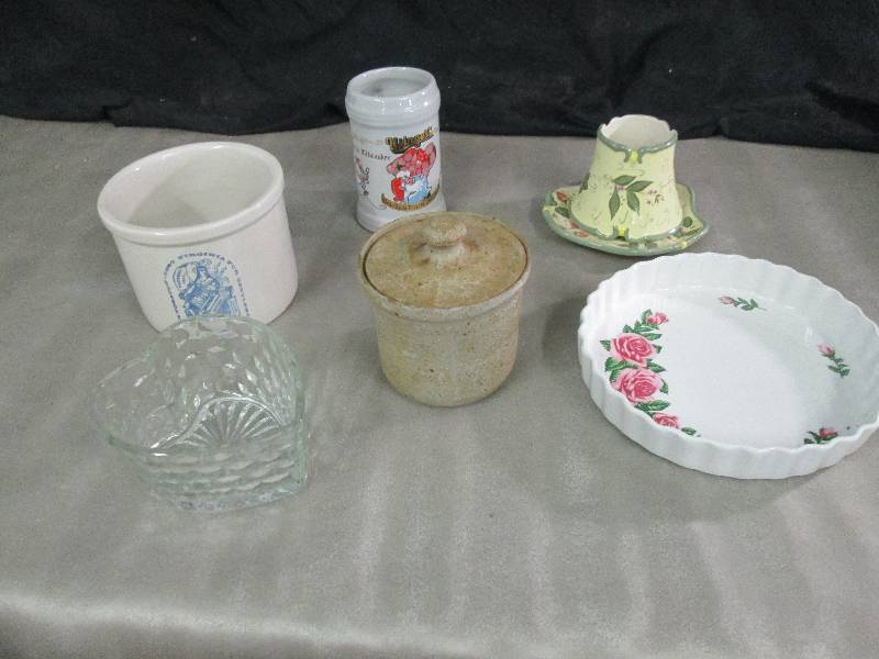 lot 73 image: Quiche Pan, Crocks, Mug, Heart Bowl...