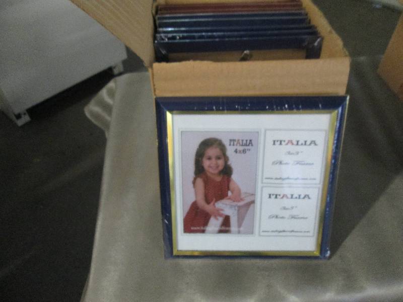 lot 133 image: Lot of 9  8x8 inch Photo Frames wi...