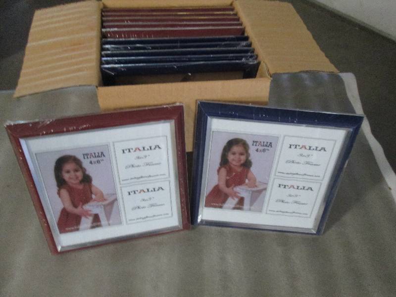 lot 134 image: Lot of 12  8x8 inch Photo Frames w...
