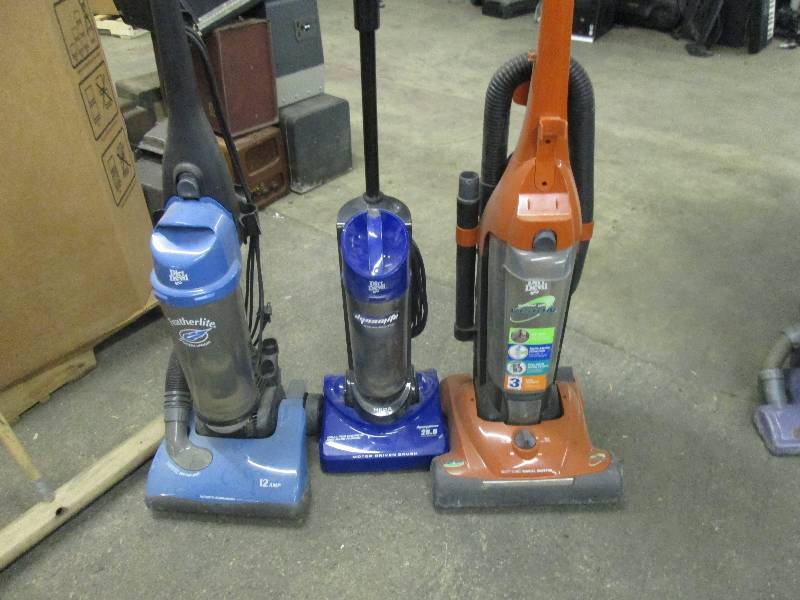 lot 252 image: Lot of 3 Dirt Devil Vacuum Cleaners...