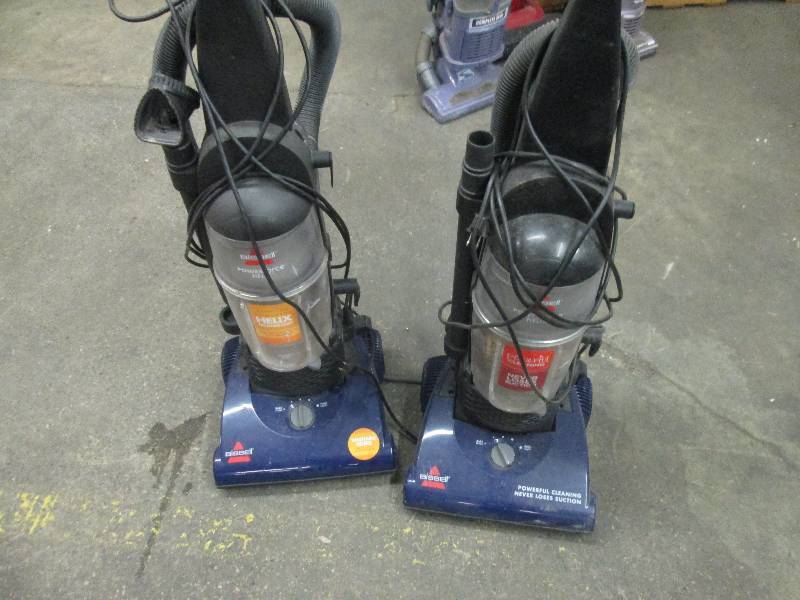 lot 255 image: Lot of 2 Bissel Vacuum Cleaners, po...