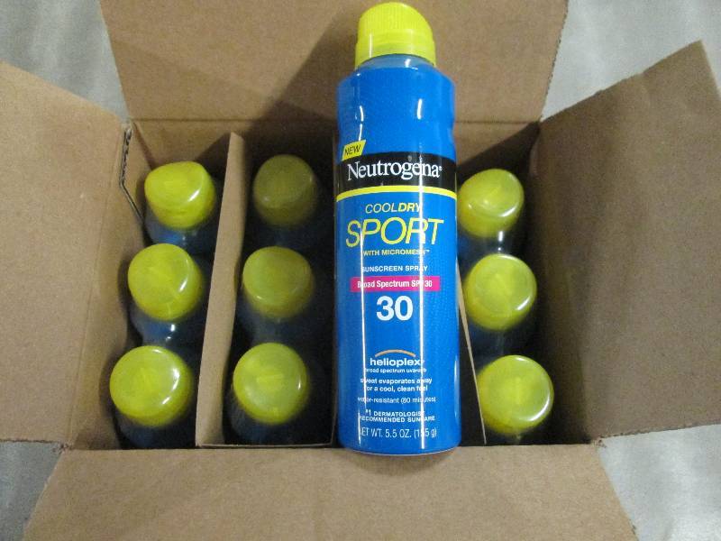 lot 289 image: Case of 12 5.5 oz Neutrogena Cool ...
