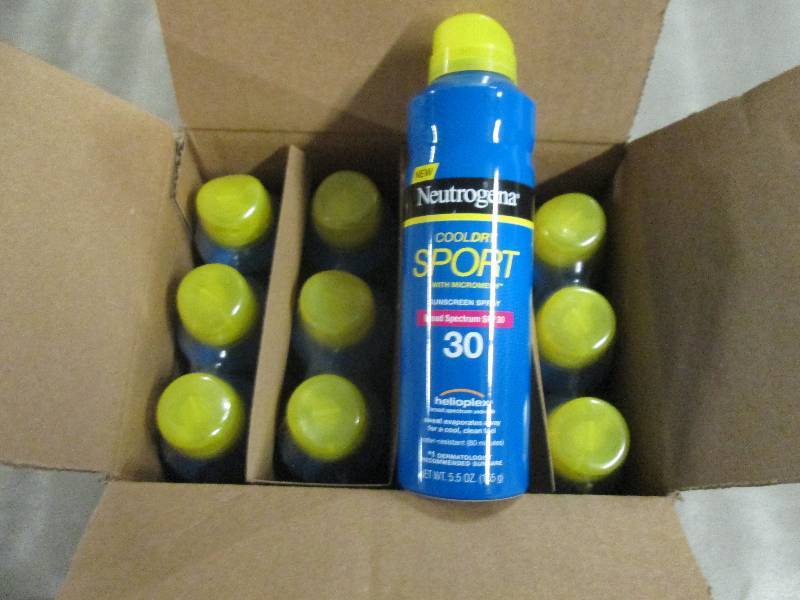 lot 291 image: Case of 12 5.5 oz Neutrogena Cool ...