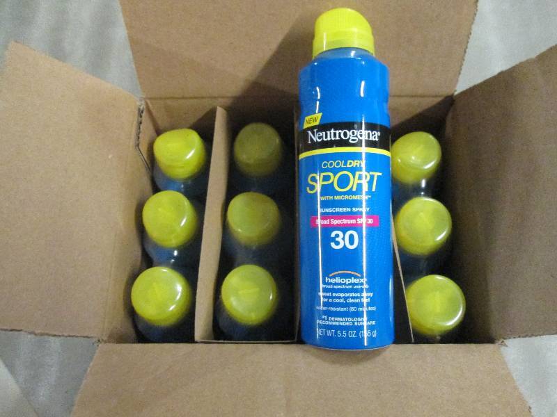 lot 292 image: Case of 12 5.5 oz Neutrogena Cool ...