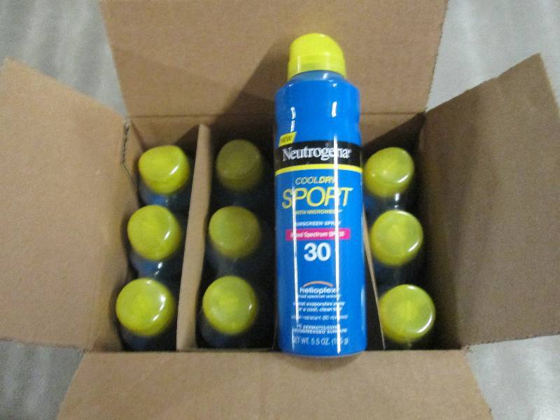 lot 297 image: Case of 12 5.5 oz Neutrogena Cool ...