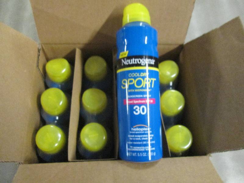 lot 310 image: Case of 12 5.5 oz Neutrogena Cool ...