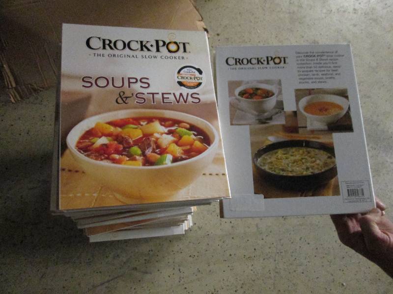lot 360 image: Lot of 30 CrockPot Cookbooks...