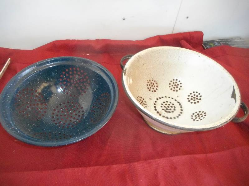 2 VINTAGE ENAMEL STRAINERS