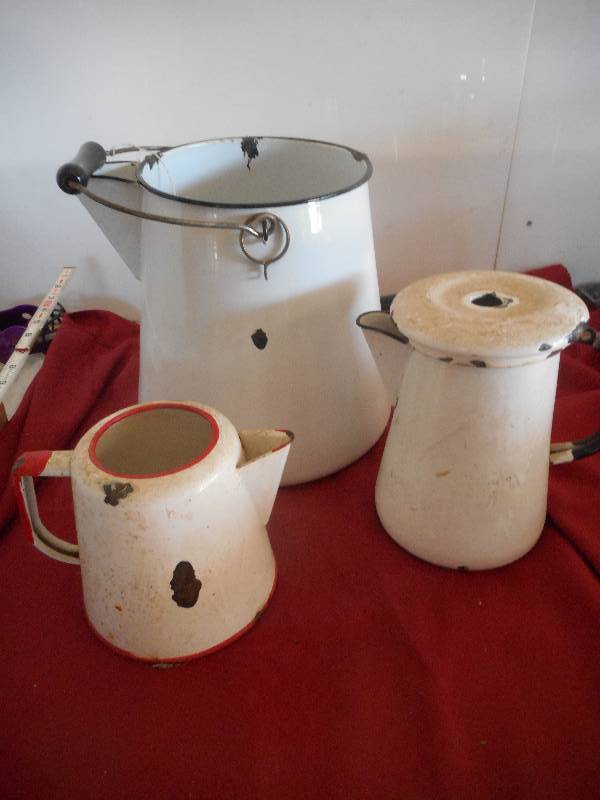 VINTAGE ENAMEL POTS