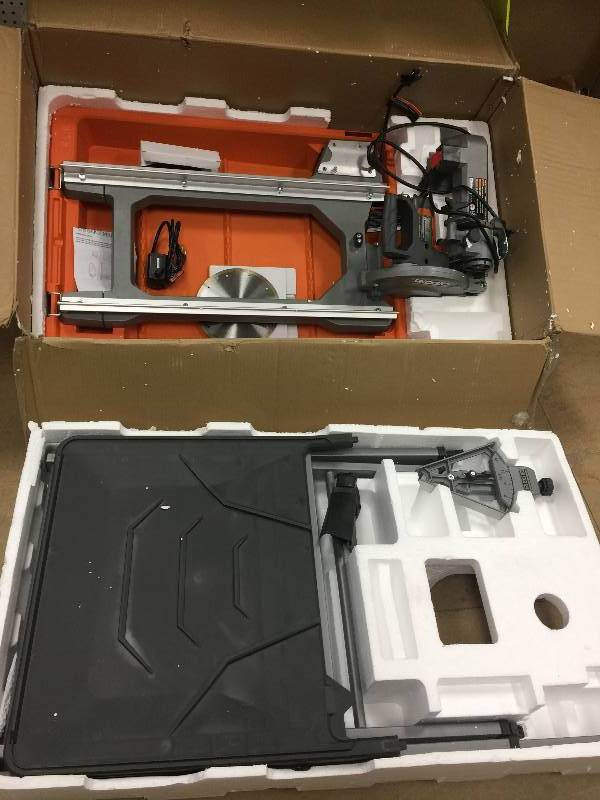 lot 109 image: Ridgid RIDGID 8 in. Tile Saw with Stand-R4040S open box never used
