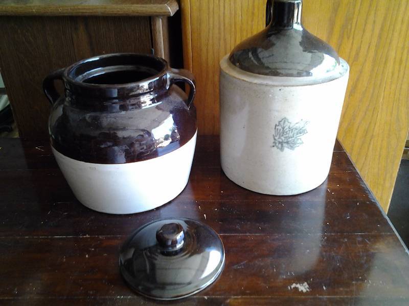 Western Crock Jug, Bean Pot, (Lid Does Not Quite Fit)