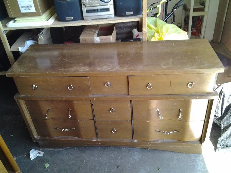 9-Drawer Wood Dresser 56x18x32 (Real McCoy)