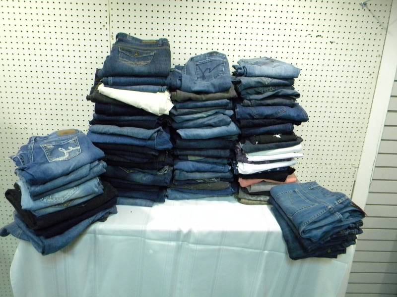Huge Womens Jean Lot