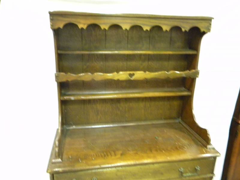 Cabinet with Hutch