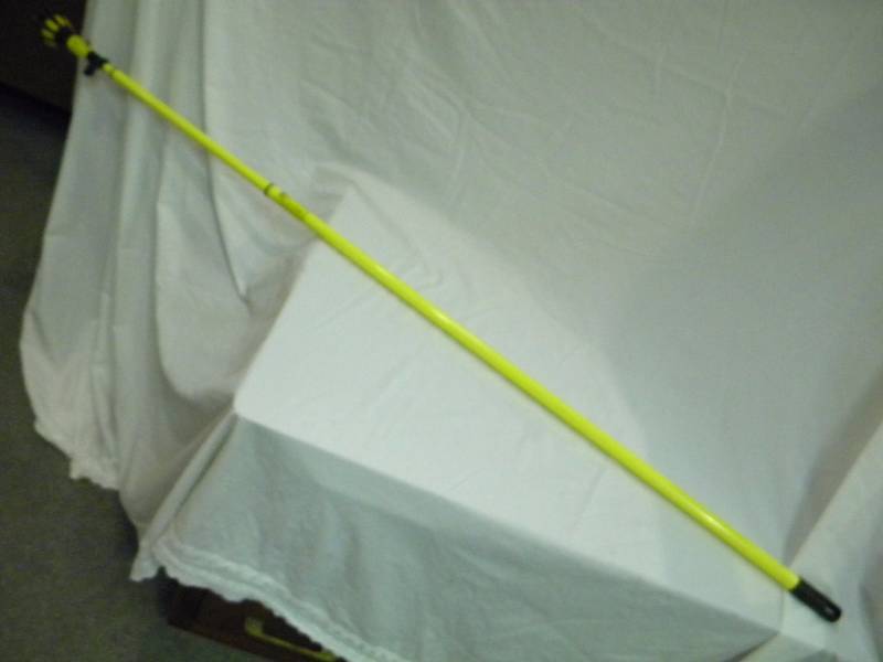 Light Bulb Remover on Extension Pole