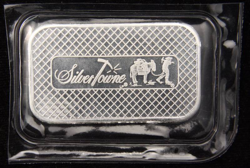 1 TROY OZ. .999 FINE SILVER BAR EAGLE DESIGN SEALED