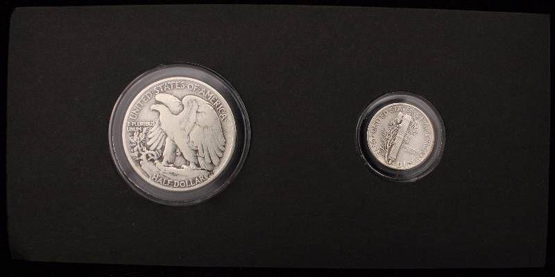 GROUP OF 2 US SILVER COINS 1943 WALKING LIBERTY HALF & 1943 MERCURY DIME