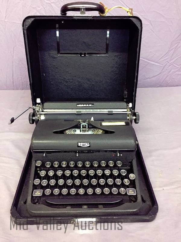lot 17 image: Vintage Royal Arrow Typewriter in case